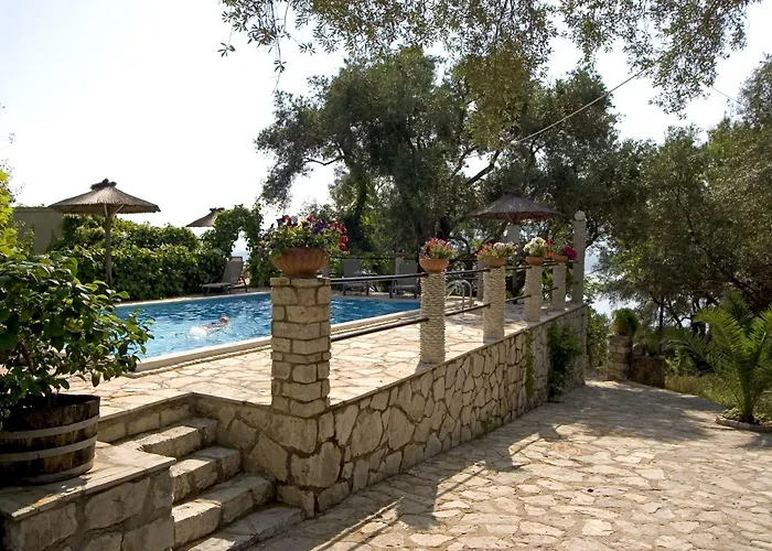 Nikatsas No 5 Holiday home Kerasa