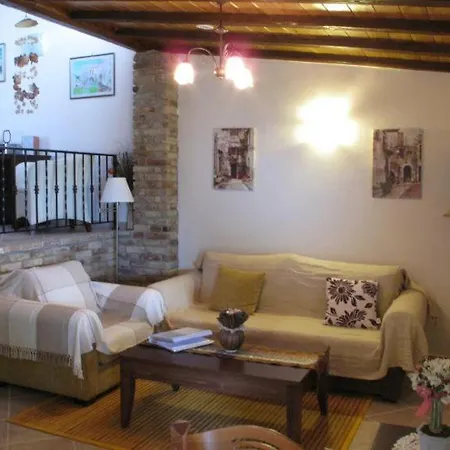 Nikatsas No 5 Holiday home