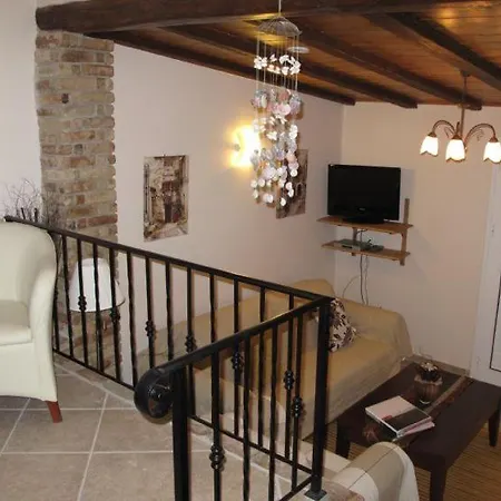 Vakantiehuis Nikatsas No 5 *